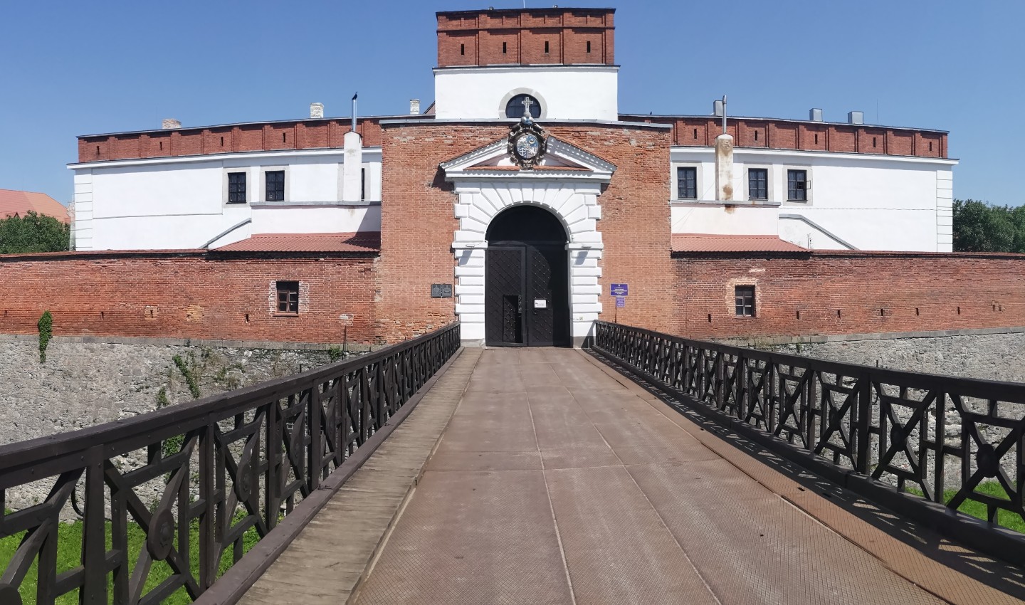 Просто про замок